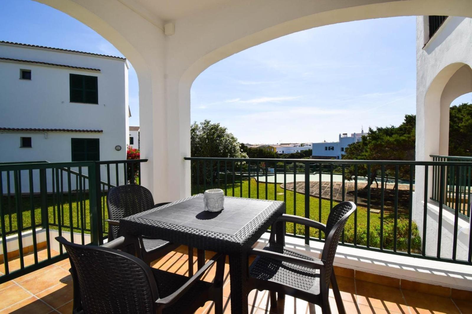 Appartement Biniforcat 41 *